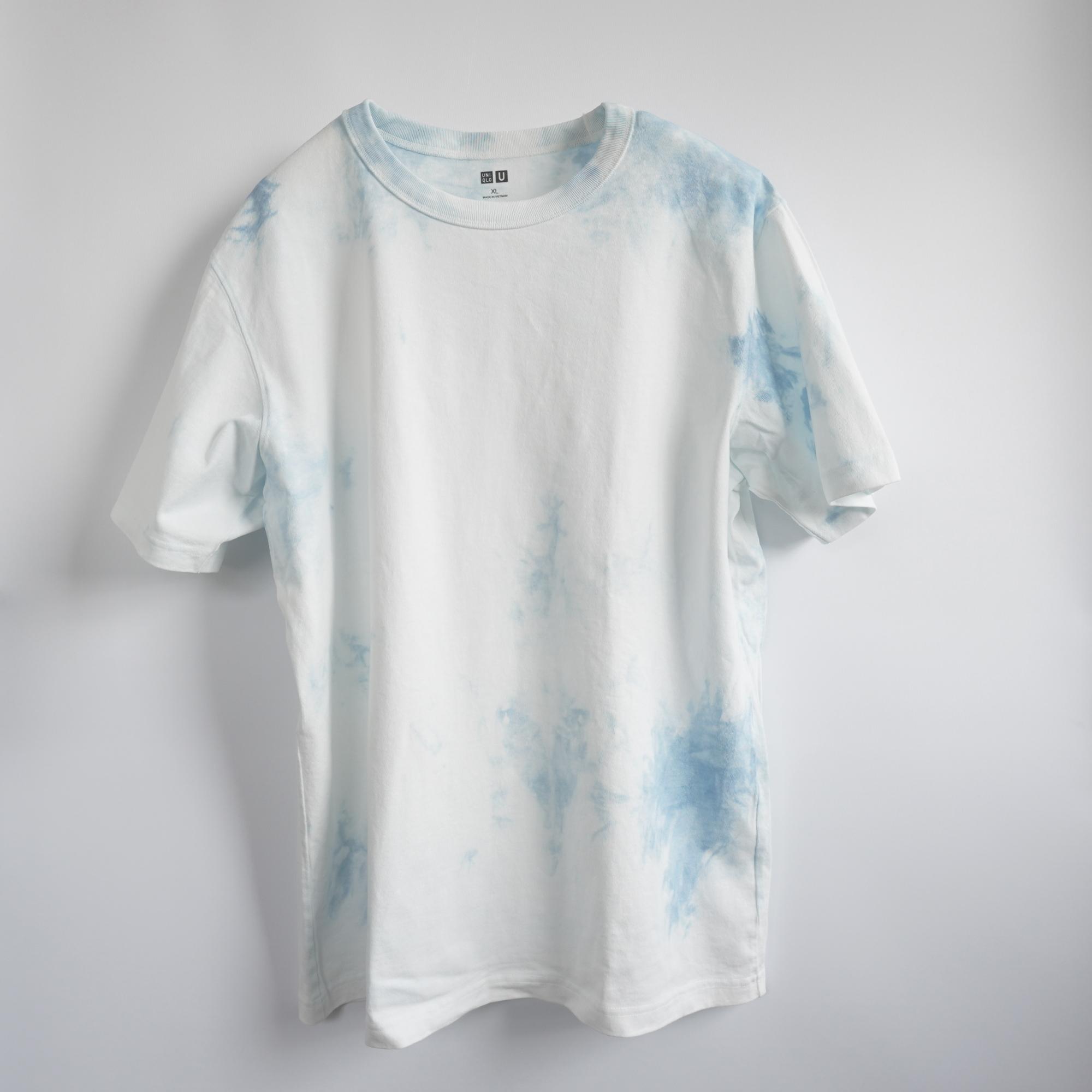 藍染クルーネックTシャツ・淡（半袖男女兼用XL）1枚目の画像